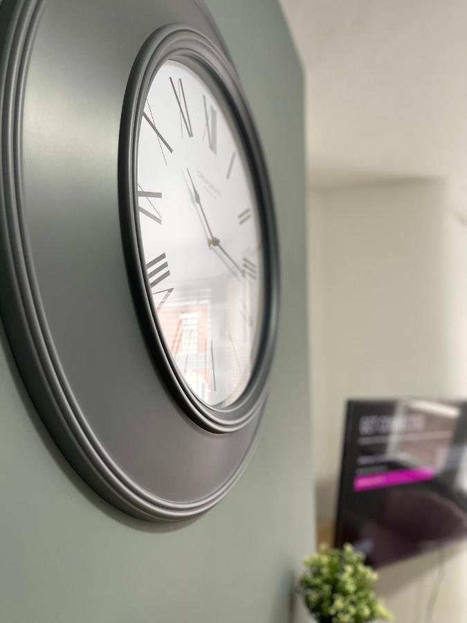 Bentley Place Crewe Ngoại thất bức ảnh