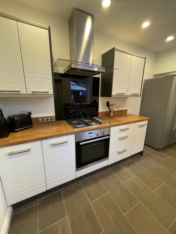 Bentley Place Crewe Ngoại thất bức ảnh